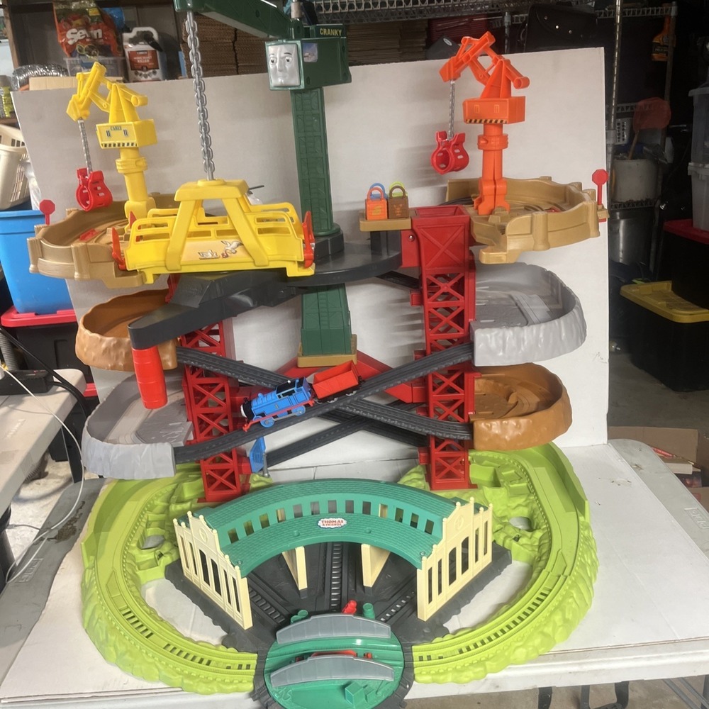 Thomas & Friends Trains & Cranes Super Tower Track Set - Read Description